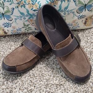 B.O.C Loafers Womens 9.5 Erna Faux Suede Buckle Loafers Shades of Brown Casual